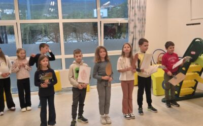 Mjesec hrvatske knjige u PŠ Jadranovo: Učenici igrokazom i pjesmom razveselili vrtićarce